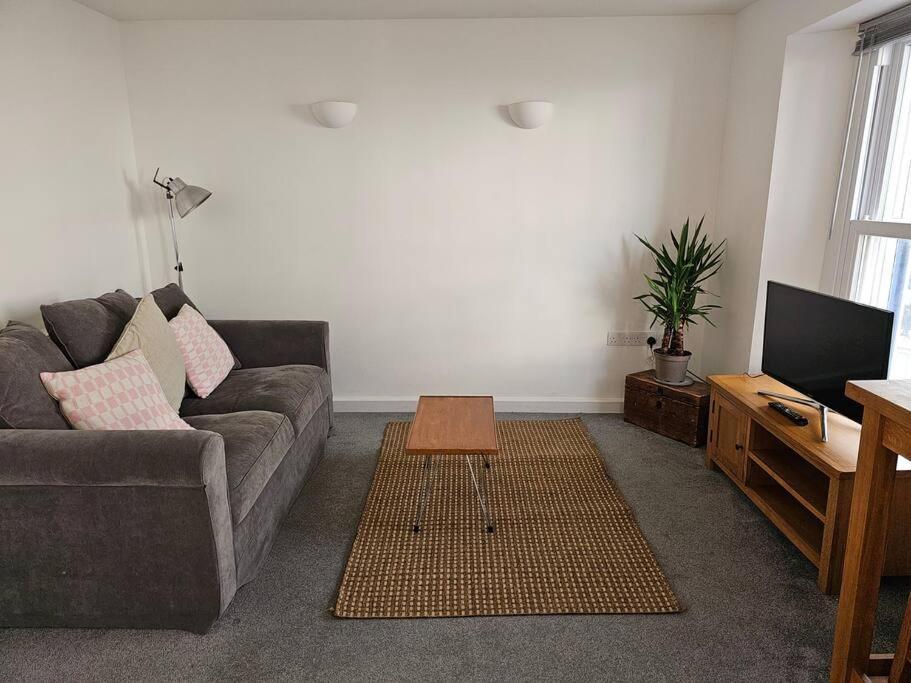 Beautiful And Bright !! Town/Harbour Apartment #1 彭赞斯 外观 照片