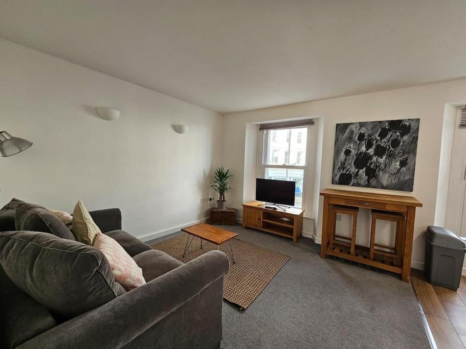 Beautiful And Bright !! Town/Harbour Apartment #1 彭赞斯 外观 照片